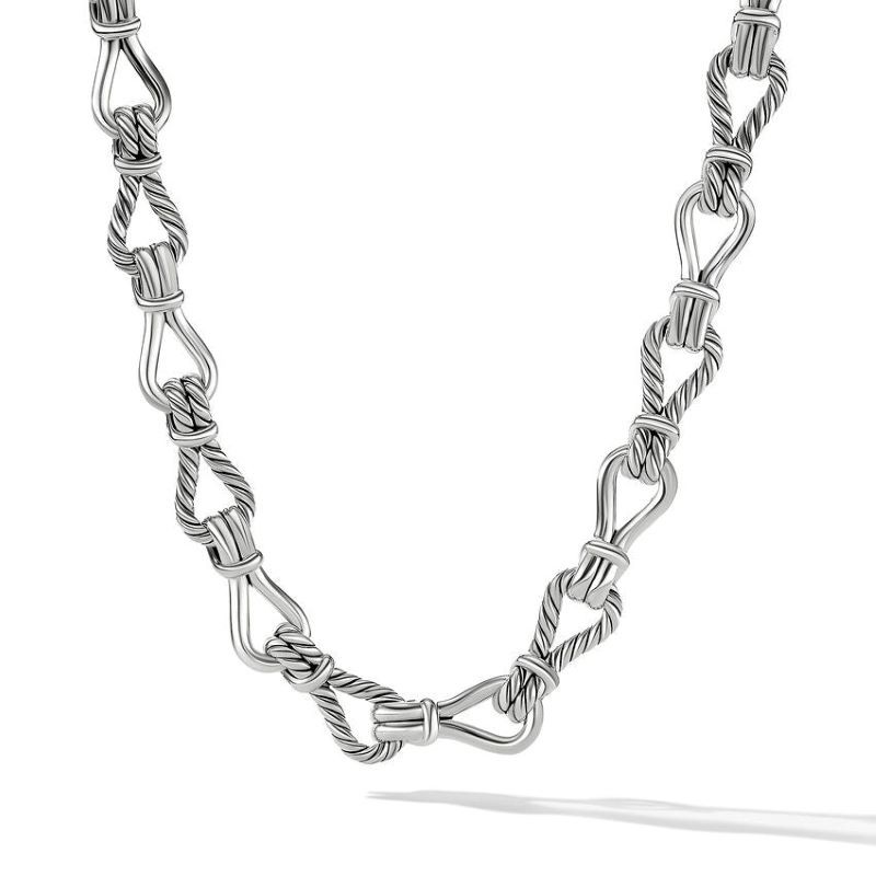 Silver Thoroughbred Loop Linked Chain Necklace
