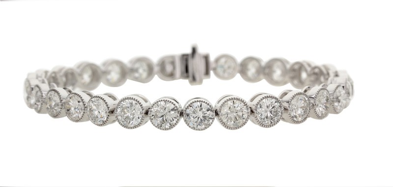 18k White Gold Round Bezel Diamond Tennis Link Bracelet