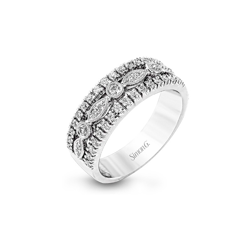 18k White Gold 3 Row Raised Diamond Ring