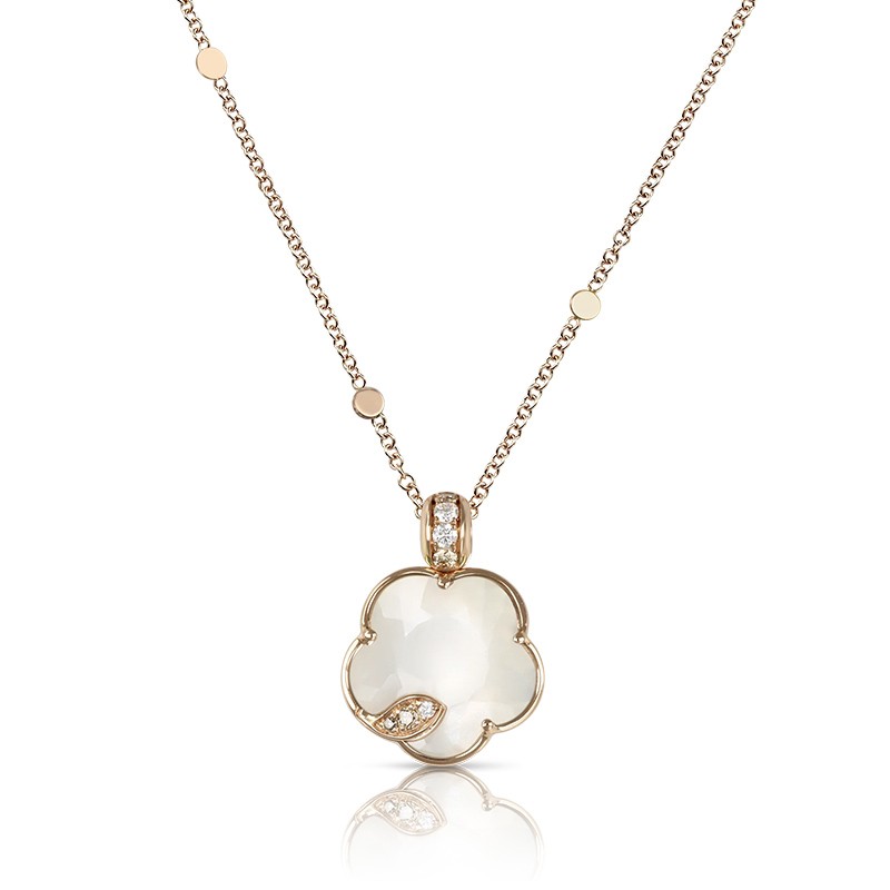 Petit joli lunaire necklace