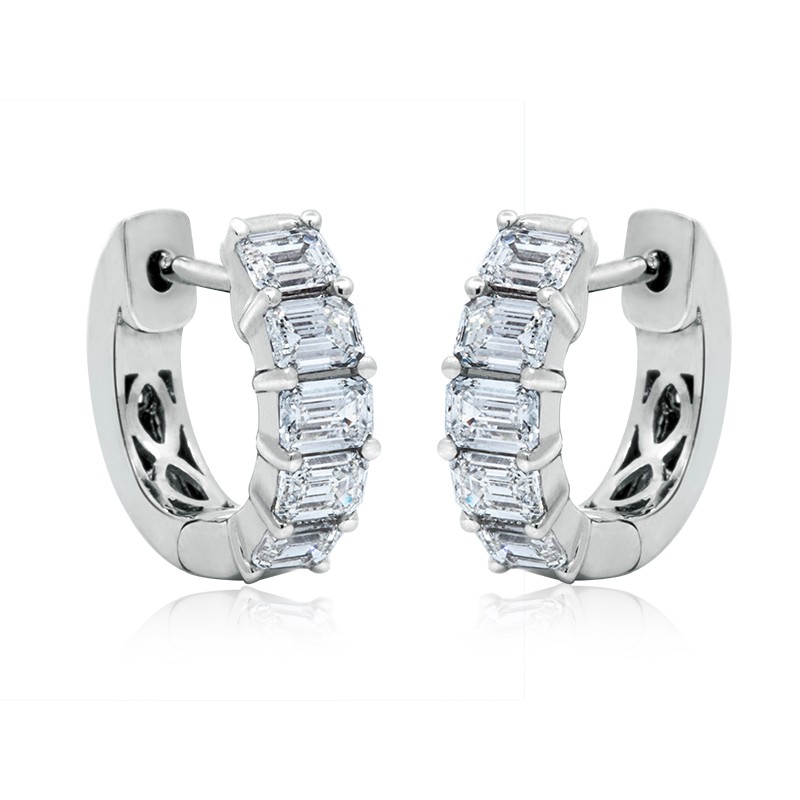 18k White Gold Diamond Huggie Earrings
