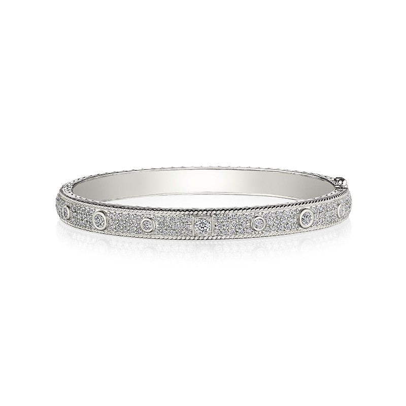 18K White Gold 7 Diamond Station and Diamond Pavé Bangle