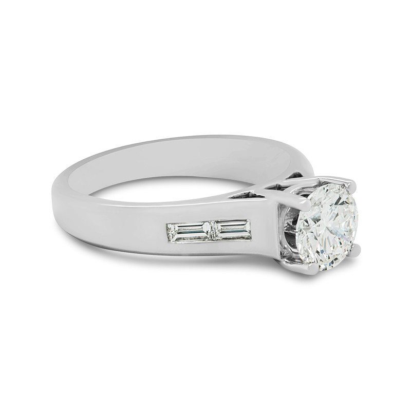 1.01 ct. Round Diamond Ring