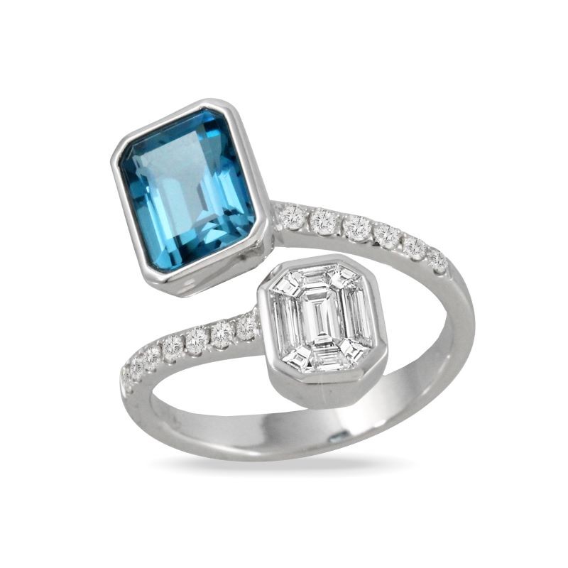 18k White Gold Mosaic Octagon Diamond Bypass Ring