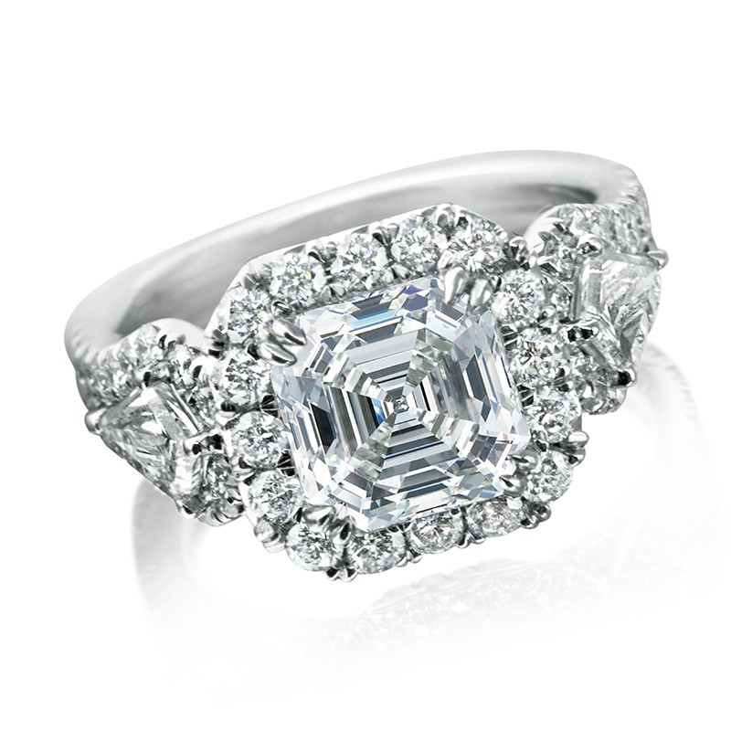 18k White Gold Ascher Diamond Engagement Ring