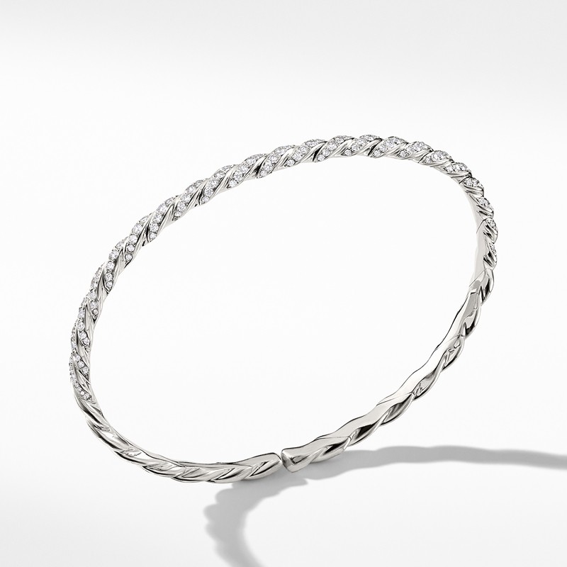 Pavéflex Single Row Bracelet with Diamonds in 18K White Gold
