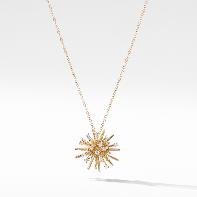 Supernova Small Pendant Necklace with Diamonds in 18K Gold