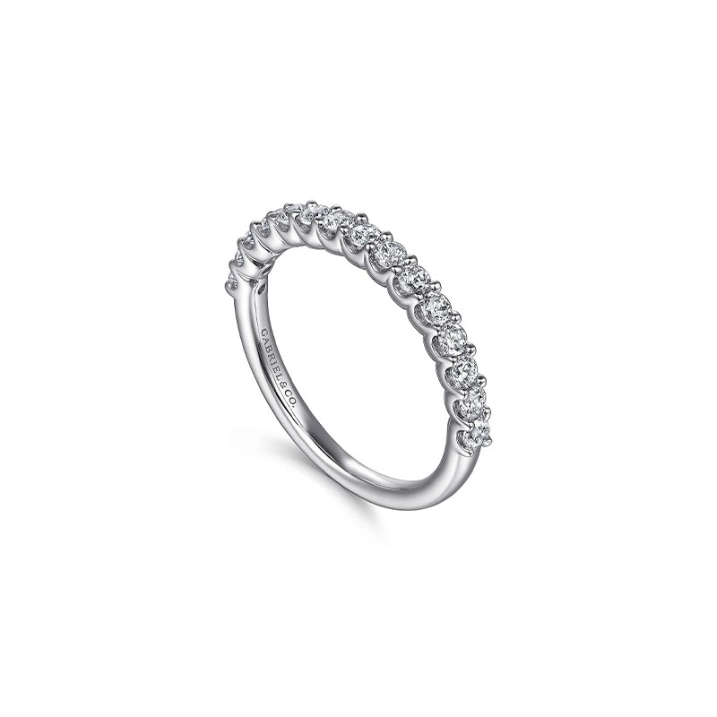 14K White Gold Shared Prong Set Diamond Wedding Band