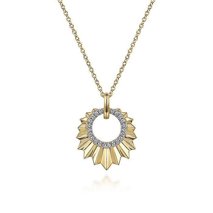  14K Yellow Gold Diamond Leaf Shape Pendant Necklace