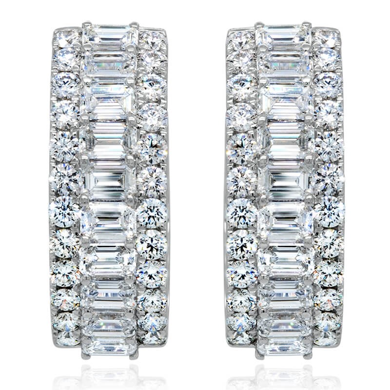 18k White Gold Diamond Oval Hoop Earrings