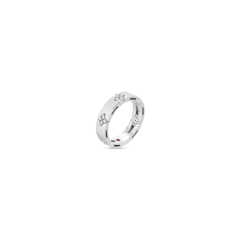 Love In Verona Flower Diamond Ring