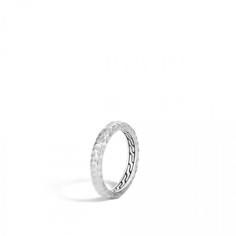 Silver Classic Chain Hammered Band Ring
