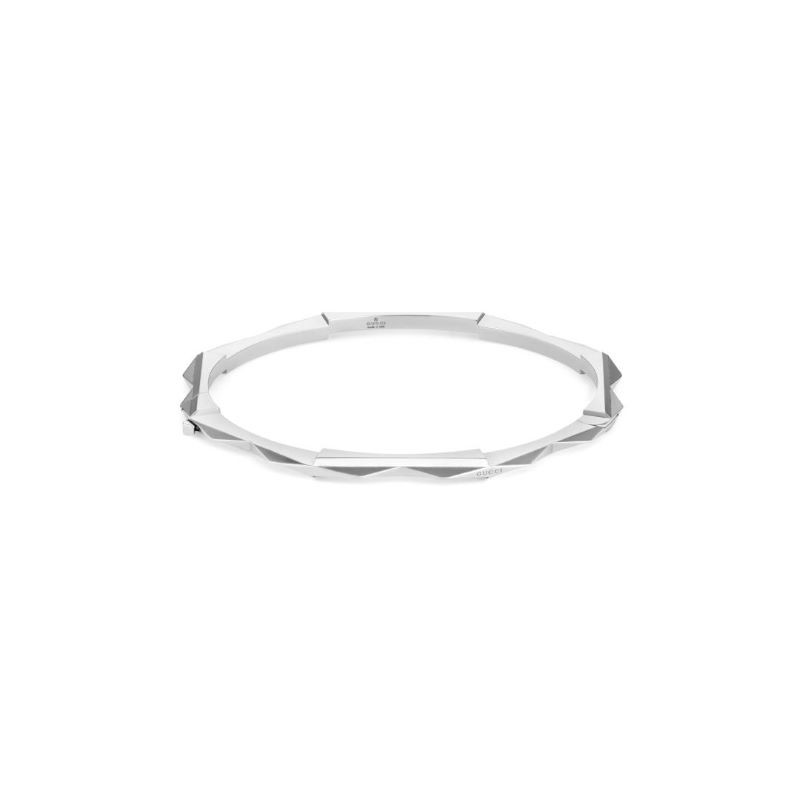 18k White Gold Link To Love Studded Bangle