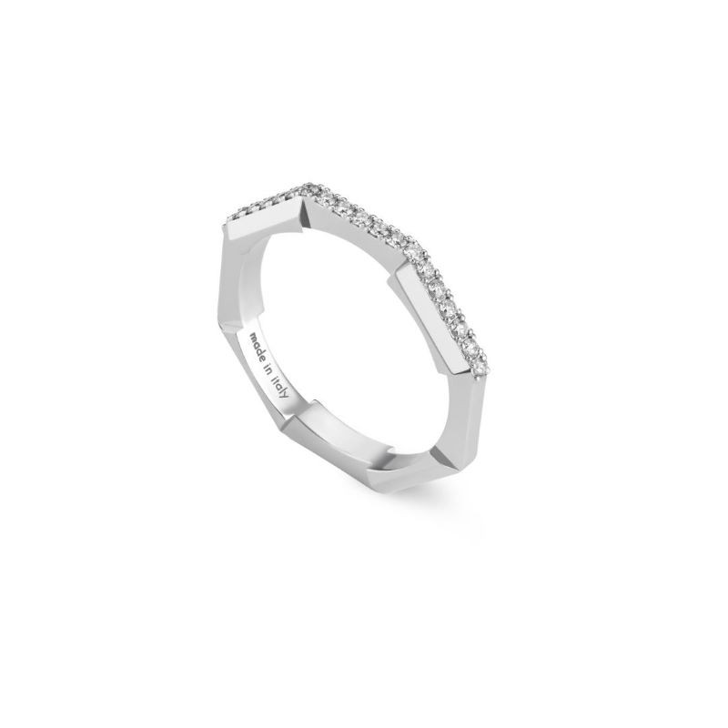 18k White Gold Link To Love Diamond Studded Ring